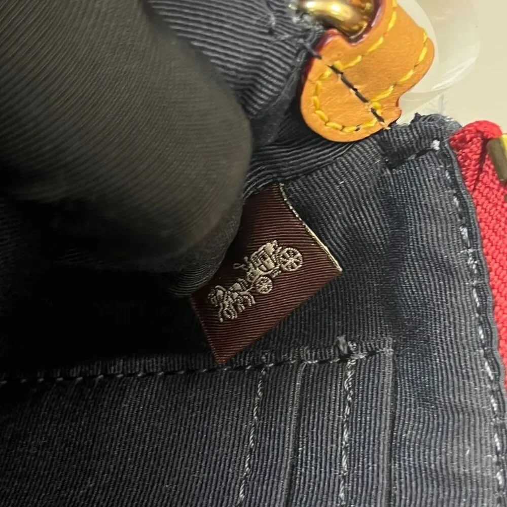 Coach Women Pre-Loved Bag Very Good Condition